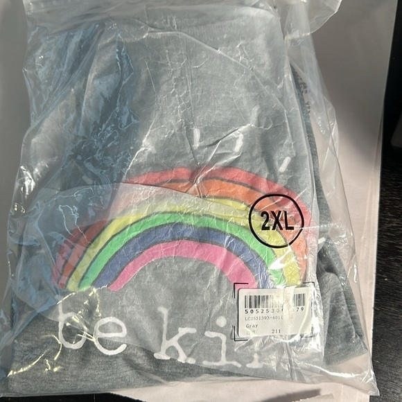 Brand new Grey “Be Kind” Long Sleeve Sweater Shirt Sz XL - Picture 5 of 5